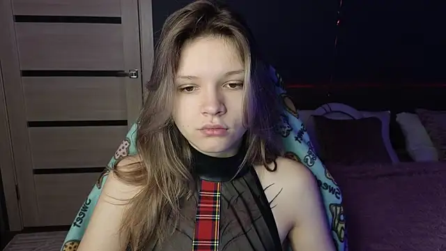 LitaBrom online show from 4, 3, 2025