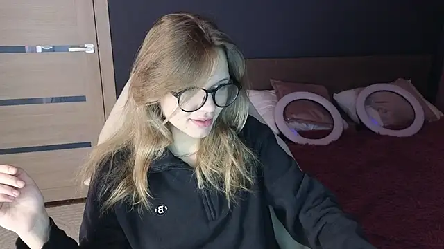 LitaBrom online show from 18, 10, 2025