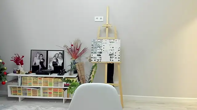 Snapshot of ailey_chao chatting on 8, 1, 2026 ailey chao online show from 8, 1, 2026