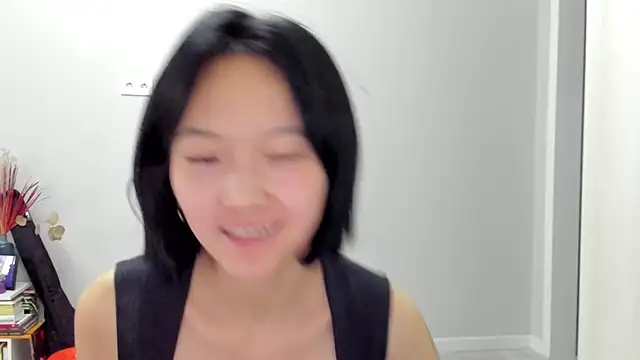 Snapshot of ailey_chao chatting on 11, 2, 2026 ailey chao online show from 11, 2, 2026