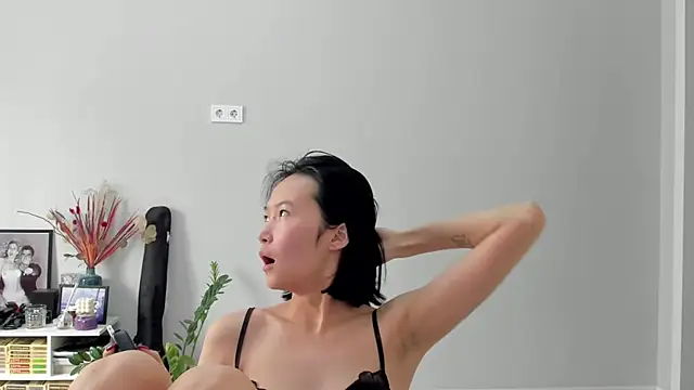 Snapshot of ailey_chao chatting on 2, 3, 2026 ailey chao online show from 2, 3, 2026