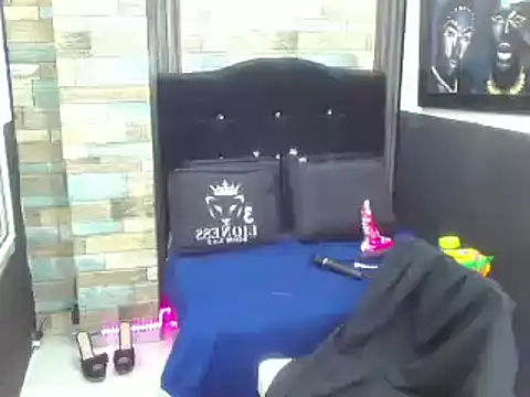 chicholina bigtits online show from 22, 2, 2025