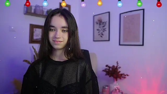 Gia Paige18 online show from 13, 12, 2025