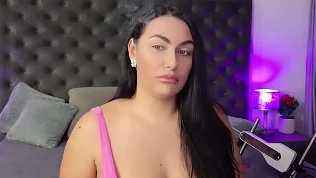 Snapshot of KrisNoir chatting on 29, 9, 2025 KrisNoir online show from 29, 9, 2025