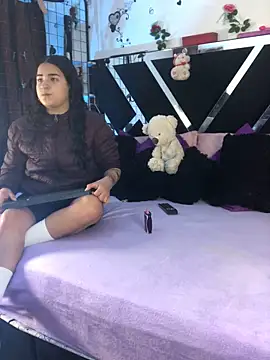 1lovelygirls online show from 5, 12, 2025