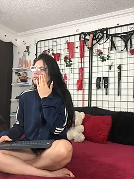 1lovelygirls online show from 20, 12, 2025