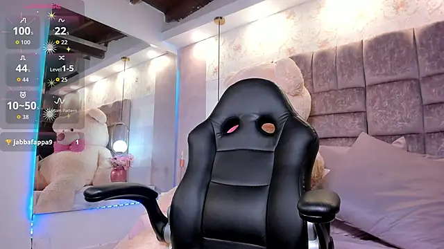 amina west online show from 3, 10, 2025