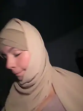 Snapshot of lalilamassu1 chatting on 10, 4, 2026 lalilamassu1 online show from 10, 4, 2026