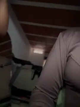 Snapshot of lalilamassu1 chatting on 19, 4, 2026 lalilamassu1 online show from 19, 4, 2026