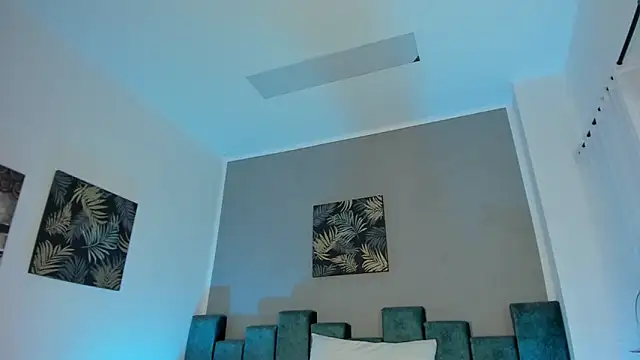Snapshot of Kathia_Morelli chatting on 25, 5, 2026 Kathia Morelli online show from 25, 5, 2026