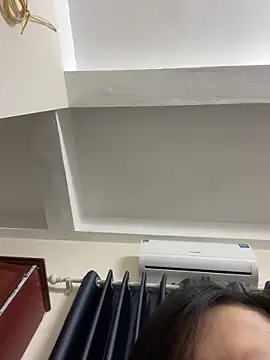 Louis Baby online show from 27, 2, 2025