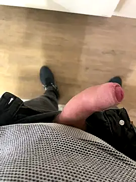 Snapshot of dimitriei chatting on 5, 12, 2024 dimitriei online show from 5, 12, 2024