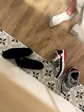 Snapshot of dimitriei chatting on 9, 12, 2024 dimitriei online show from 9, 12, 2024