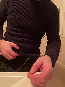 Snapshot of dimitriei chatting on 23, 1, 2025 dimitriei online show from 23, 1, 2025