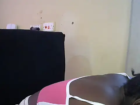 Smasher2010 online show from 15, 10, 2025