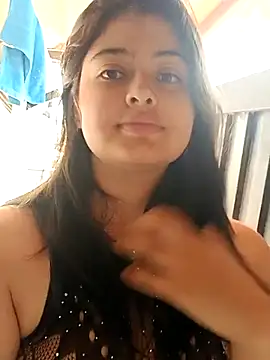 Stephania 18 online show from 22, 2, 2025