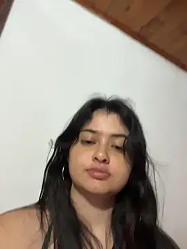 Stephania 18 online show from 11, 10, 2025