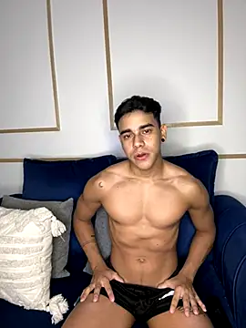 Mackenzzie 777  online show from 21, 10, 2025