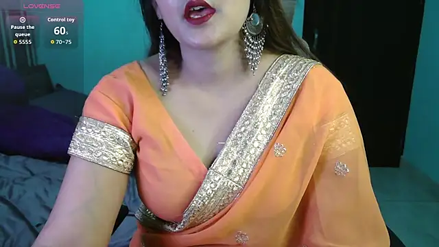 Snapshot of Jass-Karan chatting on 8, 11, 2025 Jass-Karan online show from 8, 11, 2025