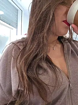 GatitaXD27 online show from 3, 12, 2025