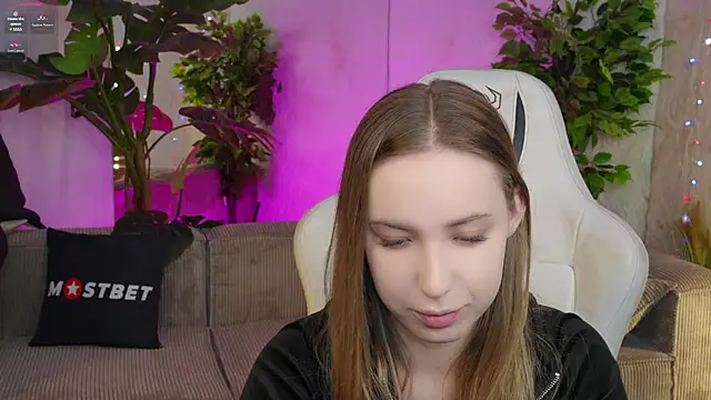 Linda054 online show from 13, 1, 2025