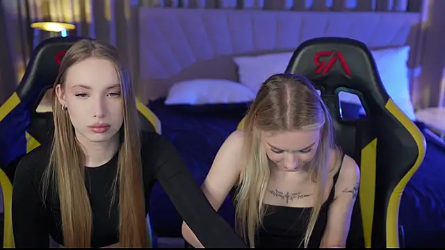 Linda054 online show from 20, 2, 2025