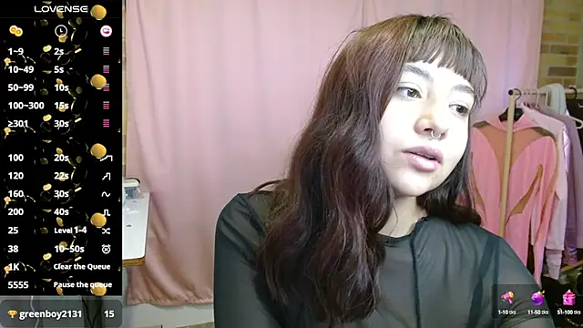 Snapshot of emitaa17228o chatting on 8, 12, 2024 emitaa17228o online show from 8, 12, 2024