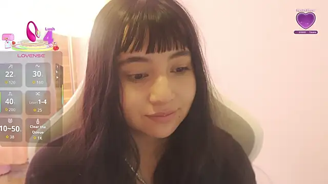 Snapshot of emitaa17228o chatting on 12, 4, 2026 emitaa17228o online show from 12, 4, 2026