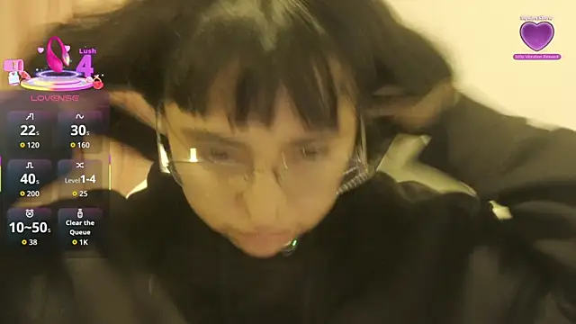 Snapshot of emitaa17228o chatting on 16, 4, 2026 emitaa17228o online show from 16, 4, 2026