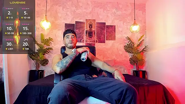 Snapshot of Nate_franco chatting on 11, 9, 2025 Nate franco online show from 11, 9, 2025