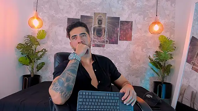 Snapshot of Nate_franco chatting on 27, 11, 2025 Nate franco online show from 27, 11, 2025