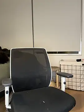 nerdynina online show from 2, 2, 2025