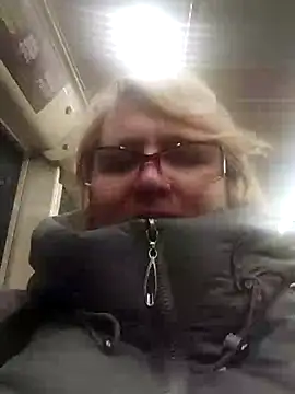 Forest-Lady online show from 4, 1, 2025