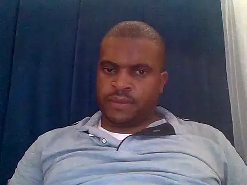 Snapshot of lui_cuuty chatting on 13, 9, 2025 lui cuuty online show from 13, 9, 2025