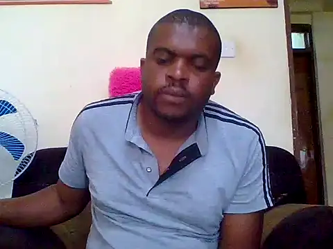 Snapshot of lui_cuuty chatting on 17, 9, 2025 lui cuuty online show from 17, 9, 2025