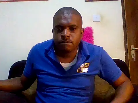 Snapshot of lui_cuuty chatting on 18, 9, 2025 lui cuuty online show from 18, 9, 2025