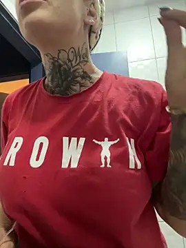 YasmimBrasil online show from 17, 4, 2026