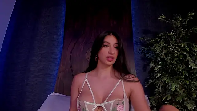 Taylor-Jonnees online show from 3, 12, 2024