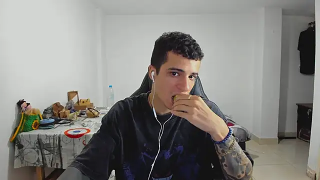 Snapshot of Balo_lovers chatting on 13, 1, 2025 Balo lovers online show from 13, 1, 2025