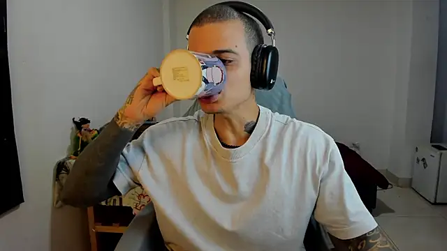 Snapshot of Balo_lovers chatting on 11, 3, 2025 Balo lovers online show from 11, 3, 2025