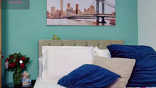 yanella fire online show from 18, 10, 2025