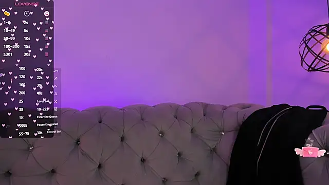 Victoria Adams14 online show from 8, 2, 2025