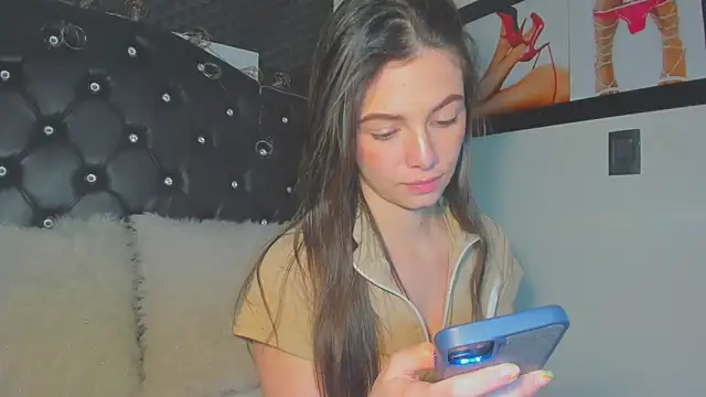 Snapshot of diana_queen_ chatting on 5, 2, 2026 diana queen online show from 5, 2, 2026