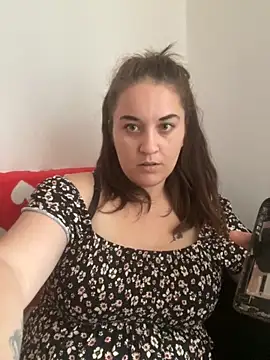 Snapshot of yzabell18 chatting on 23, 11, 2025 yzabell18 online show from 23, 11, 2025