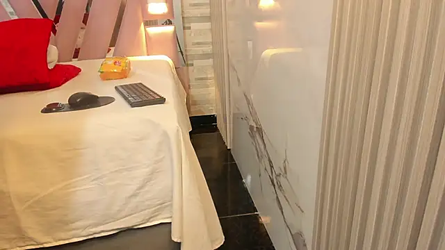 Snapshot of ebony_priincess chatting on 14, 1, 2026 ebony priincess online show from 14, 1, 2026