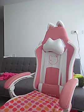 azumiichan online show from 20, 11, 2025