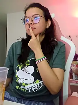 Snapshot of azumiichan chatting on 28, 3, 2026 azumiichan online show from 28, 3, 2026