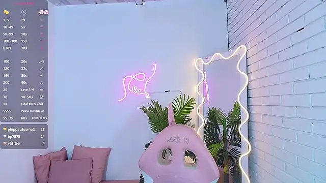 Chiara tay online show from 10, 3, 2025