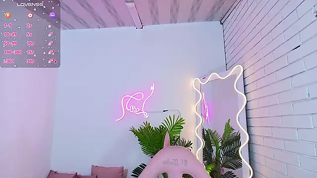 Chiara tay online show from 13, 3, 2025