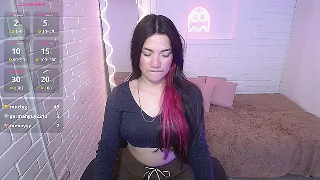 Chiara tay online show from 5, 10, 2025